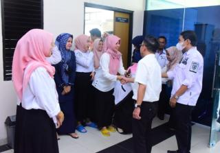 Hari Pertama Masuk Kerja, Plt Sekda Bengkalis Sidak ke PD