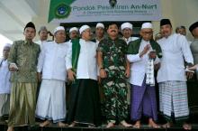 Panglima TNI : Sejarah Perjuangan Bangsa Tidak Terlepas Dari Peran Kyai