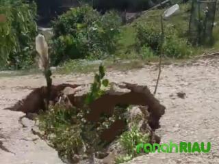 Aktivitas PETI Sebabkan Rusaknya Fasilitas Umum di Kuansing