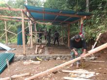 Hari Kesebelas, Pembangunan Kantin Sudah Tahap Pembuatan Atap