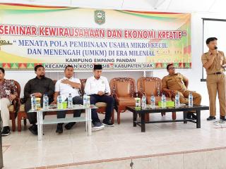 Kadin Riau isi Seminar kewirausahaan dan ekonomi Kreatif di Kampung empang Pandan