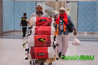 Oleh-oleh Haji Bebas Pajak? Bisa, Tapi Jangan Kebablasan