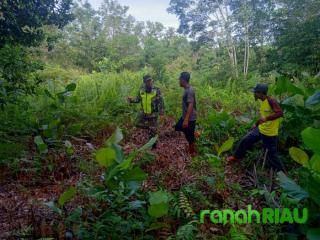 Babinsa Beserta MPA Patroli Rutin Karhutla dan Pengecekan Embung