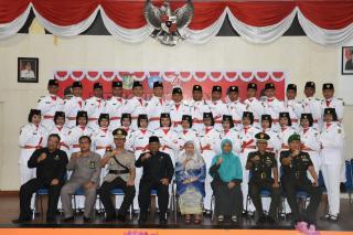 Plh Bupati Resmi Kukuhkan Paskibraka Kampar 2019