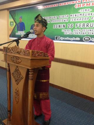 Empat Orang Mahasiswa Menolak Bungkam dan Lakukan Aksi Bela Seorang Petani Suku Adat Sakai 