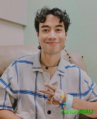 Penyanyi Vidi Aldiano Meninggal Dunia