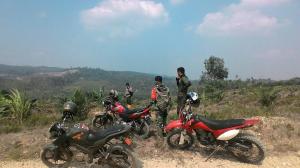 Tim Satgas Koramil 08 KM, Tinjau Lokasi Yang Rawan Karhutla