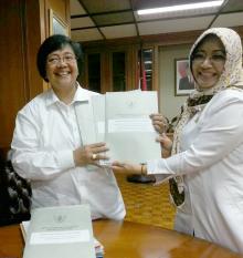 Menteri Siti Utus Staff Ahli Ke Rohil