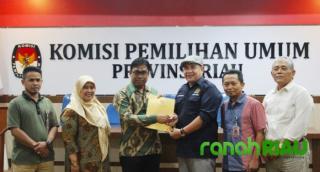 KPU Riau Terima Hasil Penilaian Penghargaan KPU Kabupaten Kota se Riau
