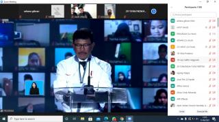 Webinar Literasi Digital Kemkominfo, Menjadi Mahasiswa Produktif Di Media Sosial