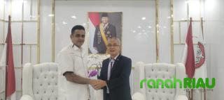 Peri Akri Terima Mandat DPP PRI, Siap Konsolidasikan Kekuatan Politik di Riau