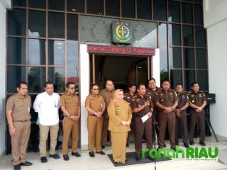 Selamatkan 24,9 Miliar Aset Daerah, Bupati Ucapkan Terima Kasih Kepada Kejari Bengkalis