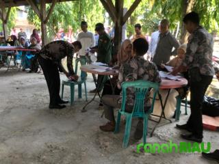 Pemilihan Calon Ketua RT/RW Desa Senggoro Berlangsung Layaknya Pemilihan Umum