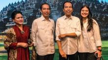  Wowww.. Patung Lilin Jokowi Bikin Ibu Negara Terkejut.. Mirip Banget..