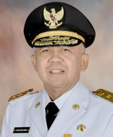 Minta Andi Rachman Jadi Gubernur Definitif