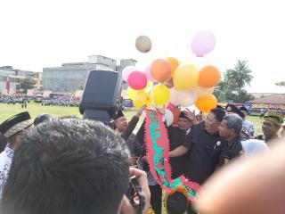 Ditandai Pelepasan Balon,  HUT PGRI Ke -74 Mandau Berlangsung Khidmat 