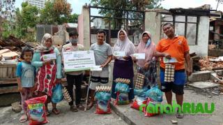 IZI Riau salurkan bantuan untuk korban Kebakaran
