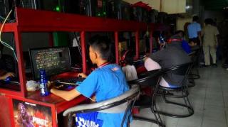 102 Warnet di Pekanbaru Kantongi Izin