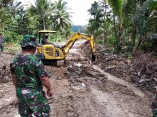Parit di Jalan Produksi Mulai Digarap  