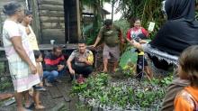 Geger.. Sempat tercium Bau Busuk, ini Temuan seorang Warga di Pekarangan rumahnya
