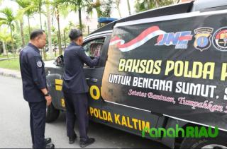 Lewat JNE, Polda Kaltim Distribusikan Bantuan Untuk Korban Bencana di Aceh dan Sumatera