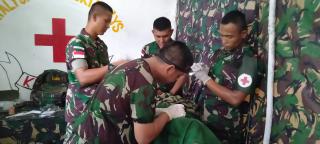 Kartika Satgas Pamtas Yonif 133/YS berikan pengobatan dan sunat masal gratis