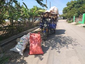 Berkah Tukang Rongsok Menikmati Jalan Baru di lokasi TMMD Jatimulya Tegal