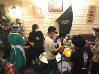 Razia Gabungan, Aparat dapati dua Pengunjung yang Reaktif usai Antigen