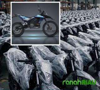 Catatan Redaksi: Motor Listrik, MBG, dan Rasa Keadilan yang Tersengat