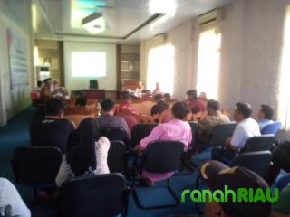 Disdagprin Bengkalis Gelar Rapat Terkait Kelangkaan BBM dan Gas Elpiji 3 Kg