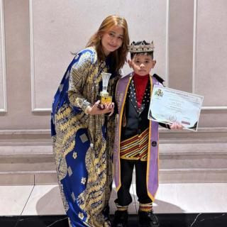 Bintang Bahagiana Harumkan Indonesia, Raih Top Kid Male Model Internasional