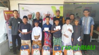 Muntijah Aksi sunatan bareng LazisMU Pekanbaru