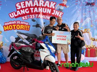 JNE Pekanbaru Rayakan HUT ke-35 dengan Hujan Hadiah, CSR Besar-Besaran, dan Gebyar Family Gathering
