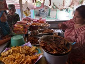 TMMD, UKM Mandiri Ini Juga Jualan Makanan Siap Saji