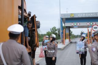 Wujudkan Keselamatan Pengendara, Satlantas Polres Bengkalis Gelar Kampanye di Exit Tol Pinggir