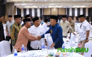 Bupati H. Asmar Gelar Buka Bersama di Pekanbaru: Persatuan Kunci Majukan Meranti 