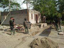 TNI dan Warga Pacu Pengerjaan Program TMMD yang Tinggal 25 Persen