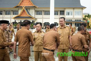 Jempol, Energi, dan Etika: Pesan Keras Bupati Asmar untuk ASN Meranti