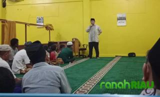 Safari Ramadhan 1443 H, Syafroni Untung Bantu Tiga Pembangunan Rumah Ibadah di Mandau