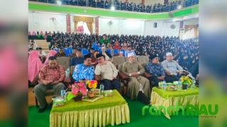 KETUA PW. MUHAMMADIYAH RIAU DR. SAIDUL AMIN, MA BERIKAN KULIAH UMUM DI IAIN PADANGSIDEMPUAN