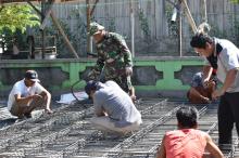 KADES KALIKONDANG TERJUN LANGSUNG DEMI TMMD REG 105