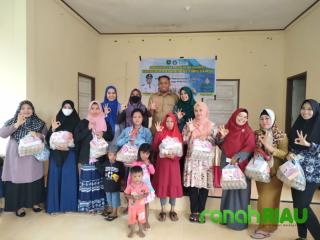 Cegah Stunting, Pemdes Jangkang Bersama TP PKK Gelar Penimbangan Masal Balita dan Ibu Hamil