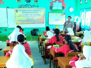 Tingkatkan kualitas membaca pemahaman siswa, Dosen PBSI FKIP UIR adakan Pelatihan