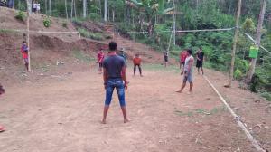 . Tanah Lapang Menjadi Tempat Olahraga Satgas TMMD