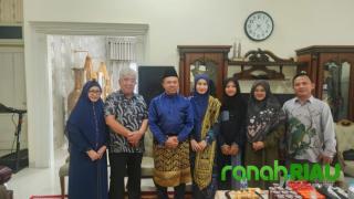 Afni minta dilantik di Siak, Abdul Wahid: Namanya juga garis tangan, tidak akan kemana