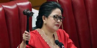 Sindir Puan Maharani saat sidang Paripurna, meja anggota Fraksi PKS dihampiri Kader PDIP