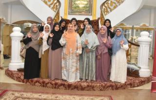 Bulan Ramadhan, Santri Penerima Beasiswa Tahfizd khatam Al-Quran Bersama Bupati Bengkalis