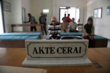 Para Istri di Rohil Ramai-ramai Menggugat Cerai Suaminya