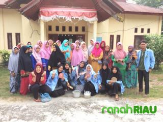 Program Kukerta Batang Malas melalui Kerupuk Sagu