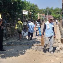  Material Urug Jalan Makadam Selesai Di Drop